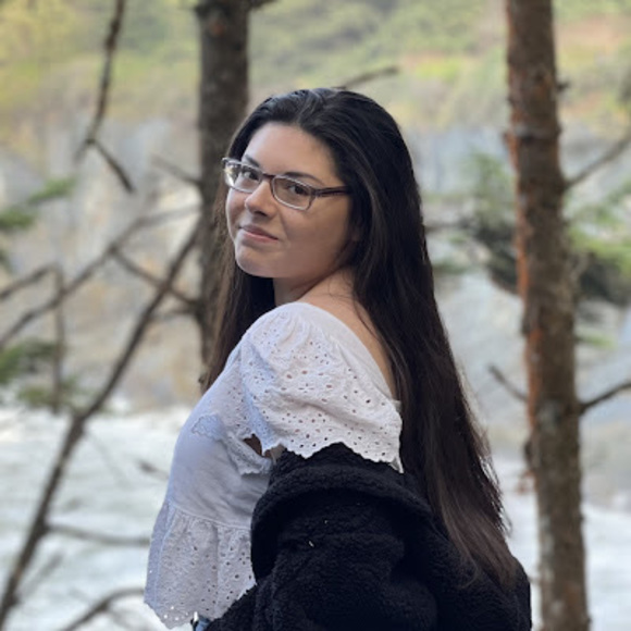 Meet your Posher, Maria - Picture 1 of 1